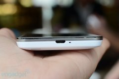 ��ɫ����MX2������ ��8���Ƴ�